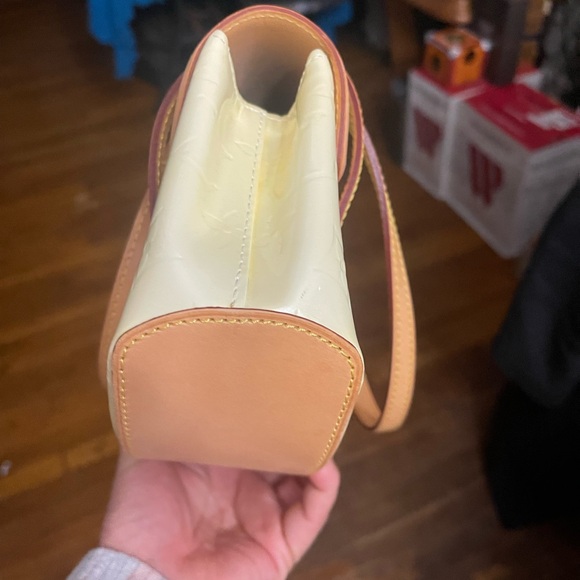 LOUIS VUITTON VERNIS SHOULDER BAG TH1005 - Picture 3 of 9